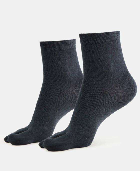 Jockey 7487 Women's Compact Cotton Stretch Toe Socks with StayFresh Treatment