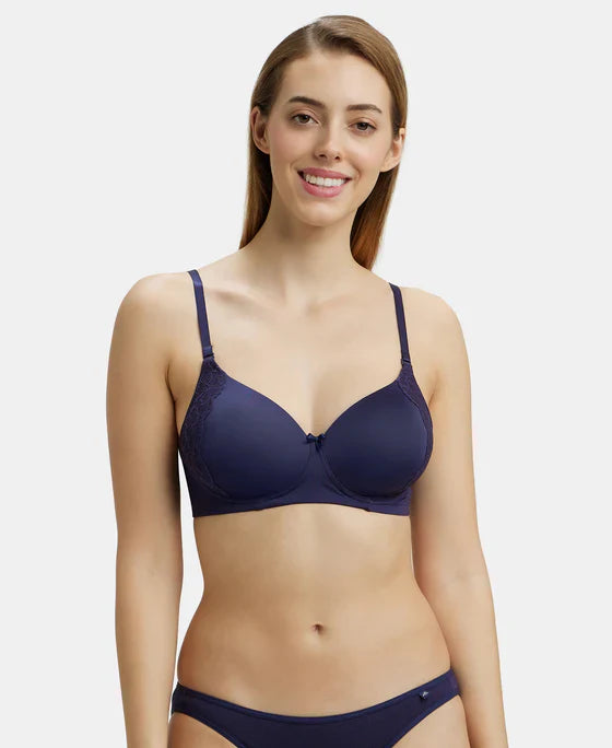 Jockey 1816 Women's ?Wirefree Padded Soft Touch Microfiber Elastane Full Coverage T-Shirt Bra with Lace Styling ?
