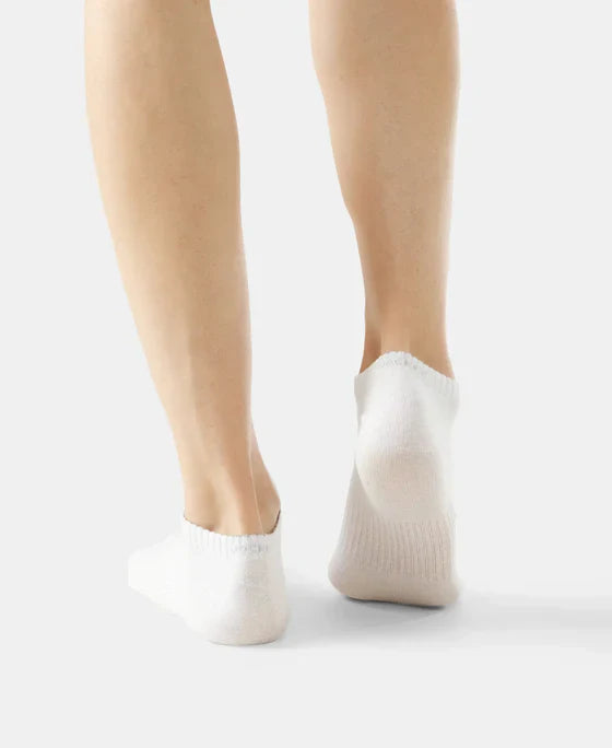Jockey 7097 Men's Compact Cotton Elastane Stretch Low Show Socks with StayFresh Treatment
