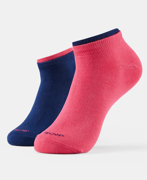 Jockey 7491 Women's Compact Cotton Stretch Solid Low Show Socks with StayFresh Treatment