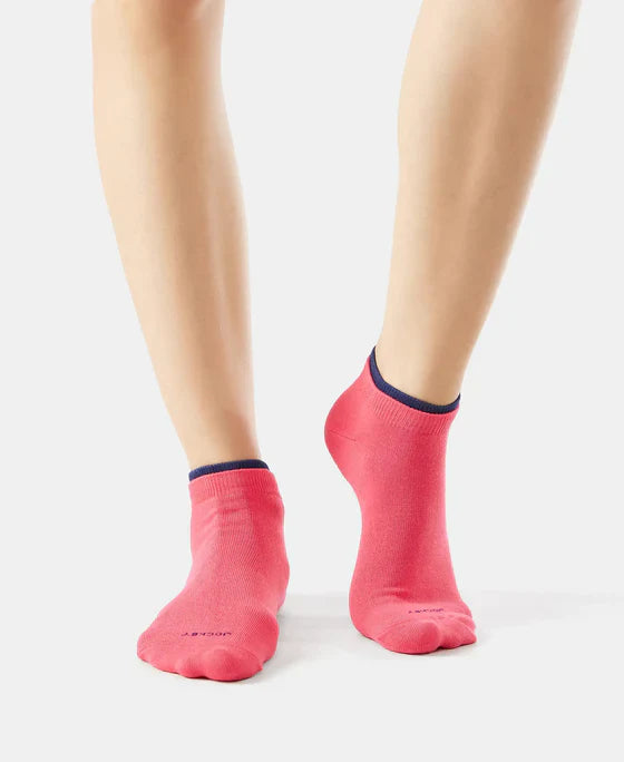 Jockey 7491 Women's Compact Cotton Stretch Solid Low Show Socks with StayFresh Treatment