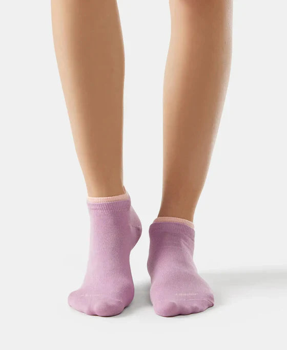 Jockey 7491 Women's Compact Cotton Stretch Solid Low Show Socks with StayFresh Treatment