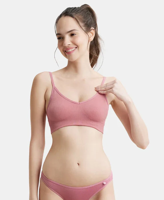 Jockey FE74 Women's Wirefree Seamfree Non-Padded Micro Touch Nylon Elastane Stretch Full Coverage Bra with Optional Cross Back Styling