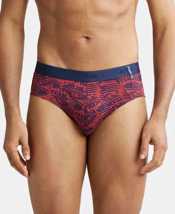 Jockey US52  Men's Super Combed Cotton Printed Brief with Ultrasoft Waistband (Prints may Vary)