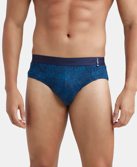 Jockey US52  Men's Super Combed Cotton Printed Brief with Ultrasoft Waistband (Prints may Vary)