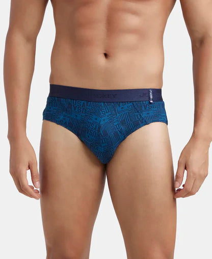 Jockey US52  Men's Super Combed Cotton Printed Brief with Ultrasoft Waistband (Prints may Vary)
